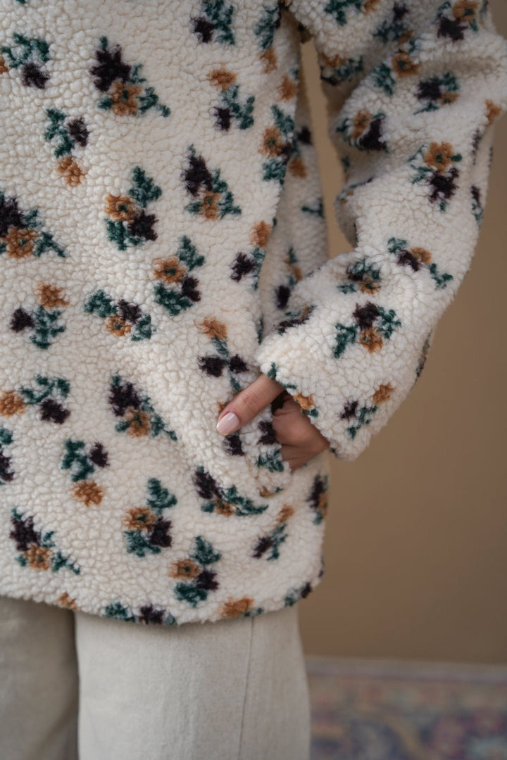 OAT WHITE WEEKEND SHERPA PULLOVER