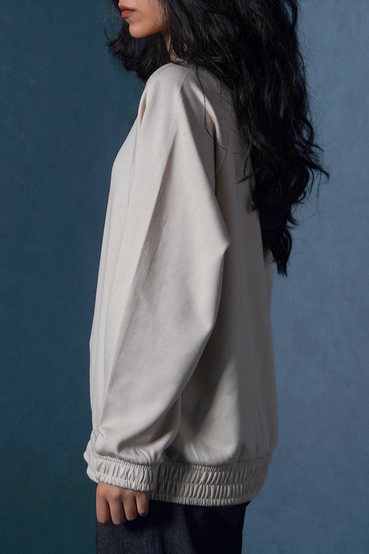 BEIGE V-NOTCH PULLOVER