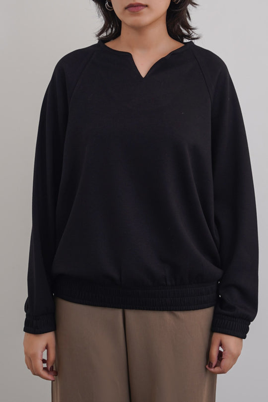 V-NOTCH PULLOVER
