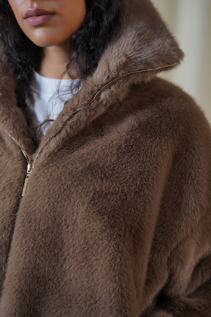 BROWN FUNNEL NECK FUR JACKET