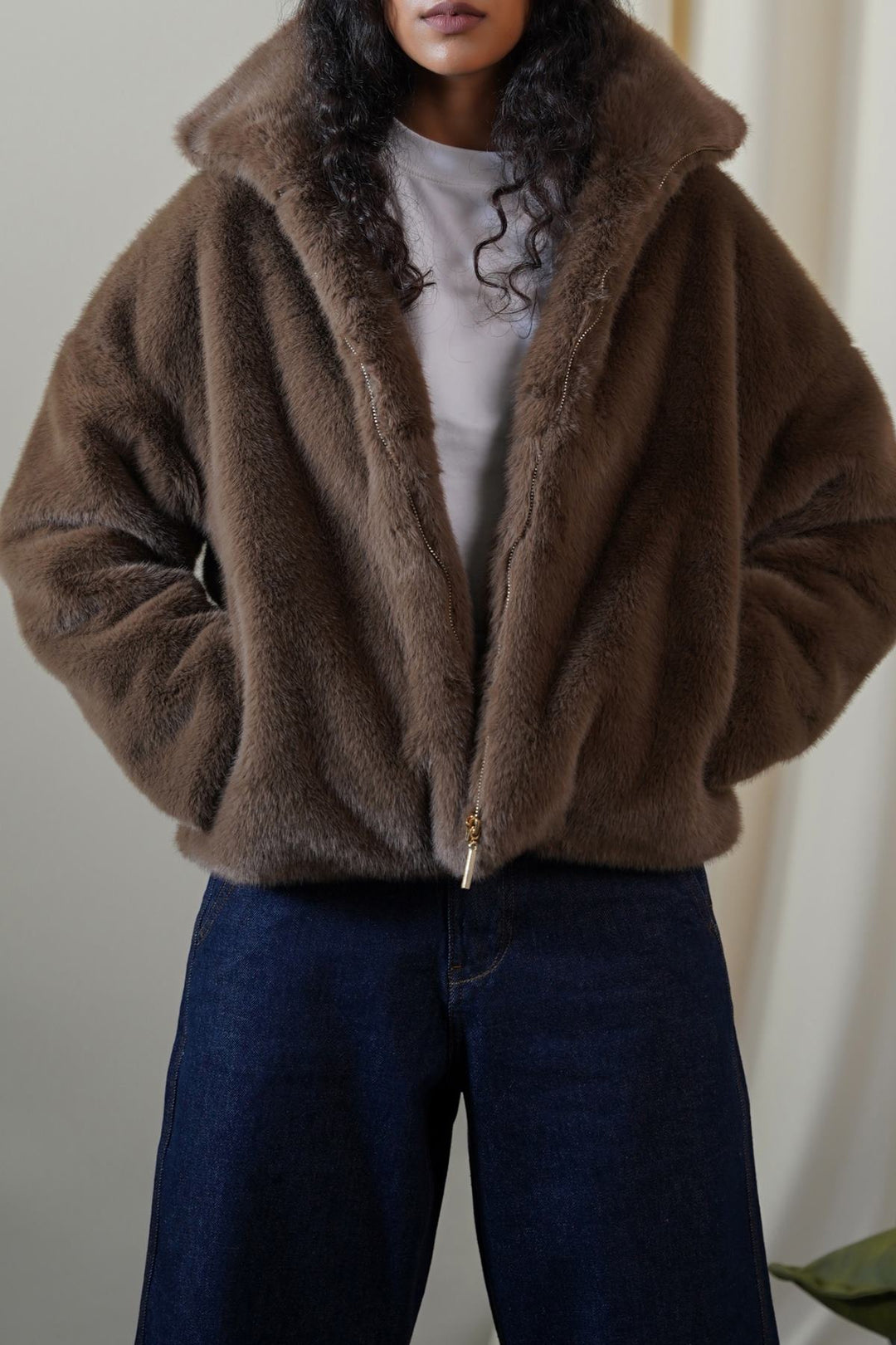 BROWN FUNNEL NECK FUR JACKET