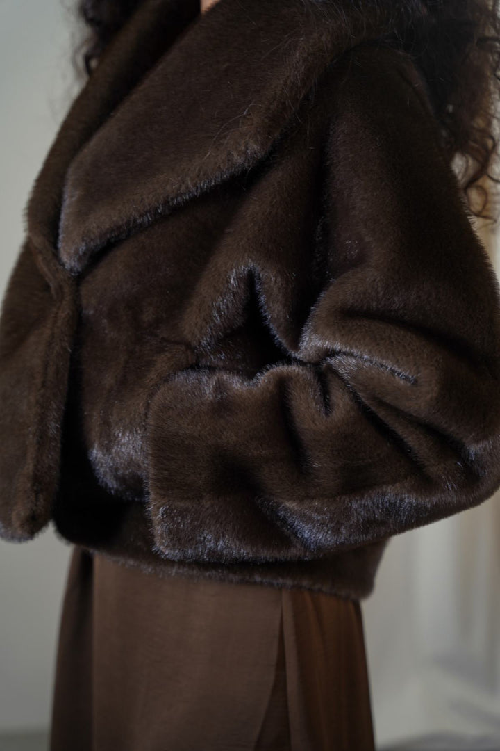 COFFEE SHORT WRAP FUR JACKET