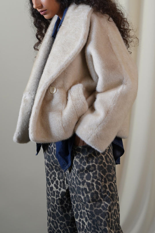 OFF WHITE SHORT WRAP FUR JACKET