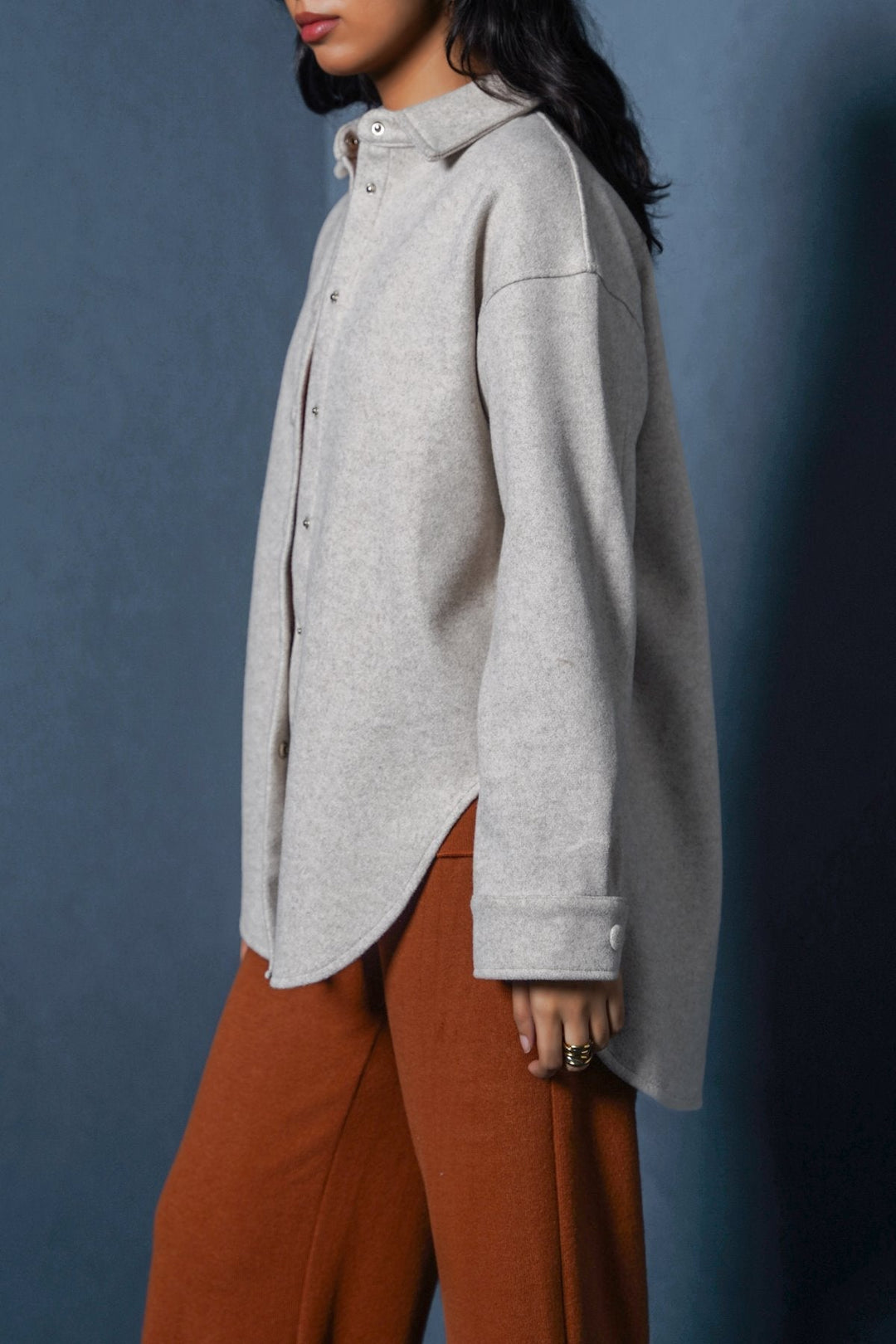 OAT WHITE HIGH HEM SHACKET