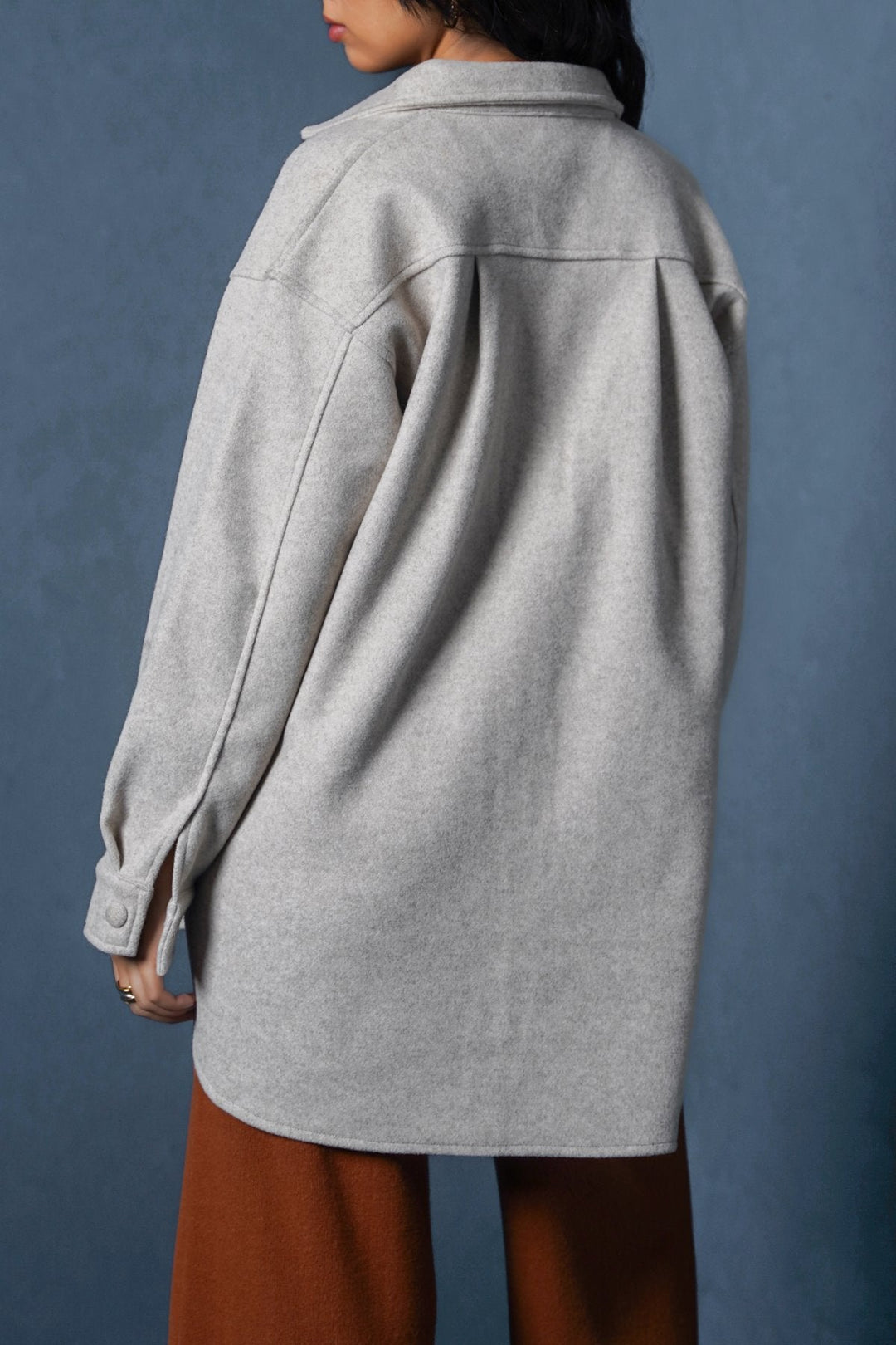 OAT WHITE HIGH HEM SHACKET