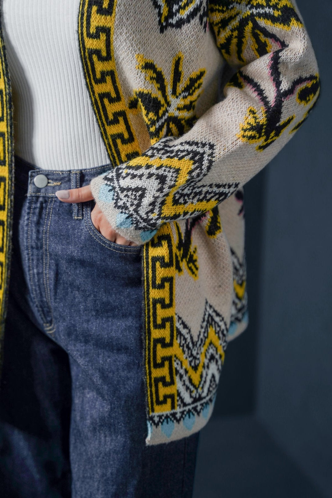 CREAM SUMMER SOMEWHERE CARDIGAN