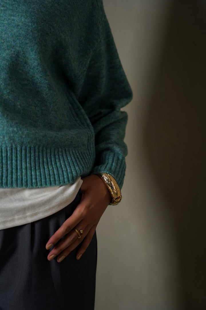 TURQUOISE SOFT BUTTER SWEATER