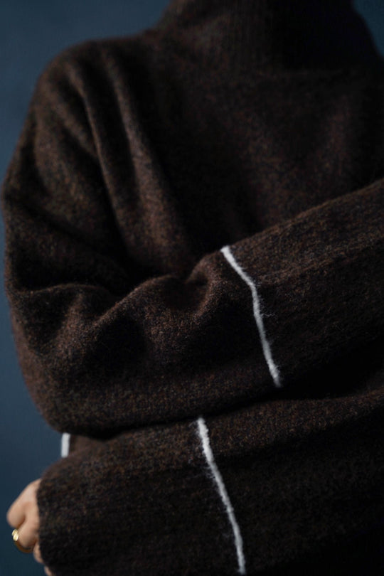 BROWN LINEA MOCKNECK SWEATER