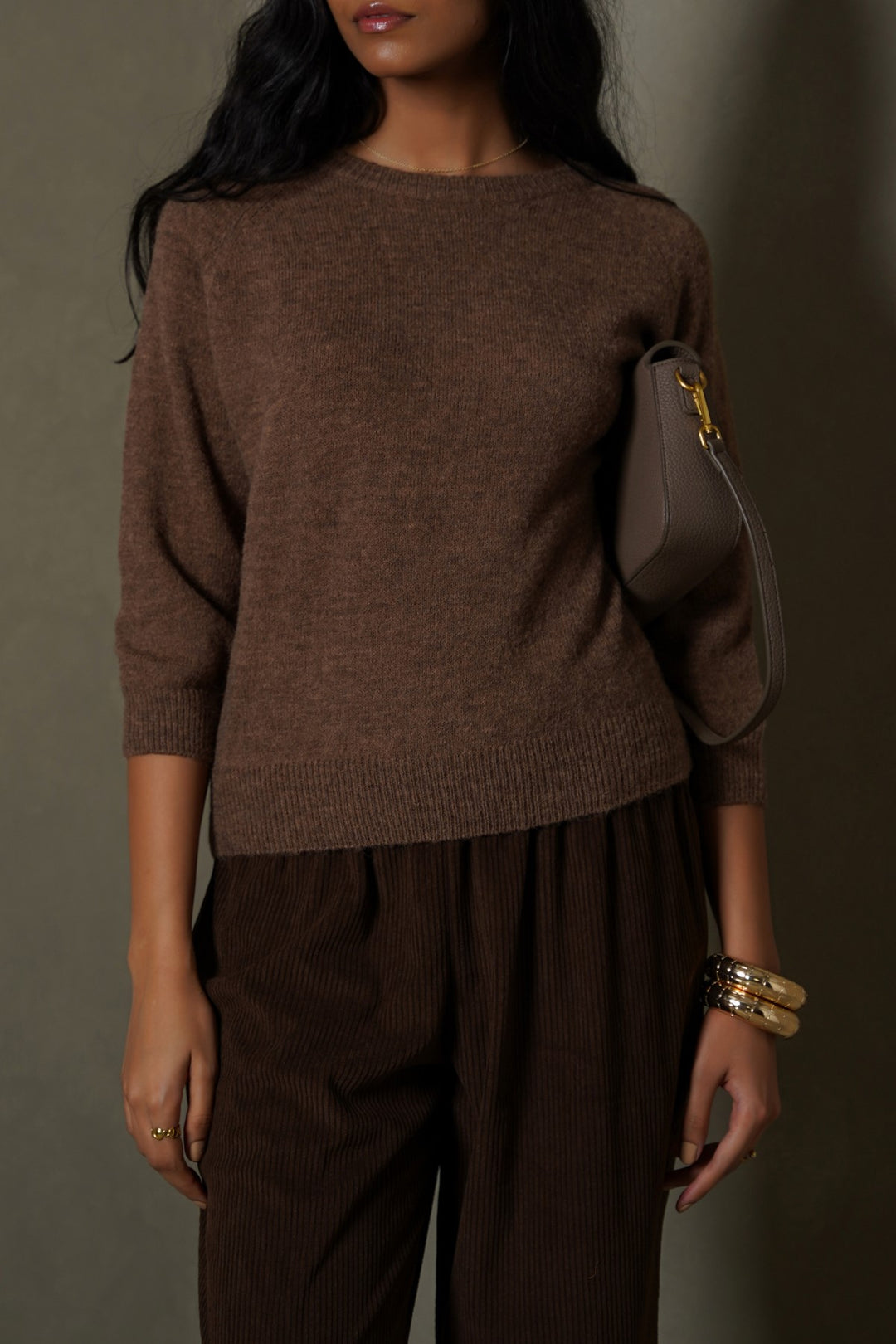 BROWN BEAR HUG SWEATER