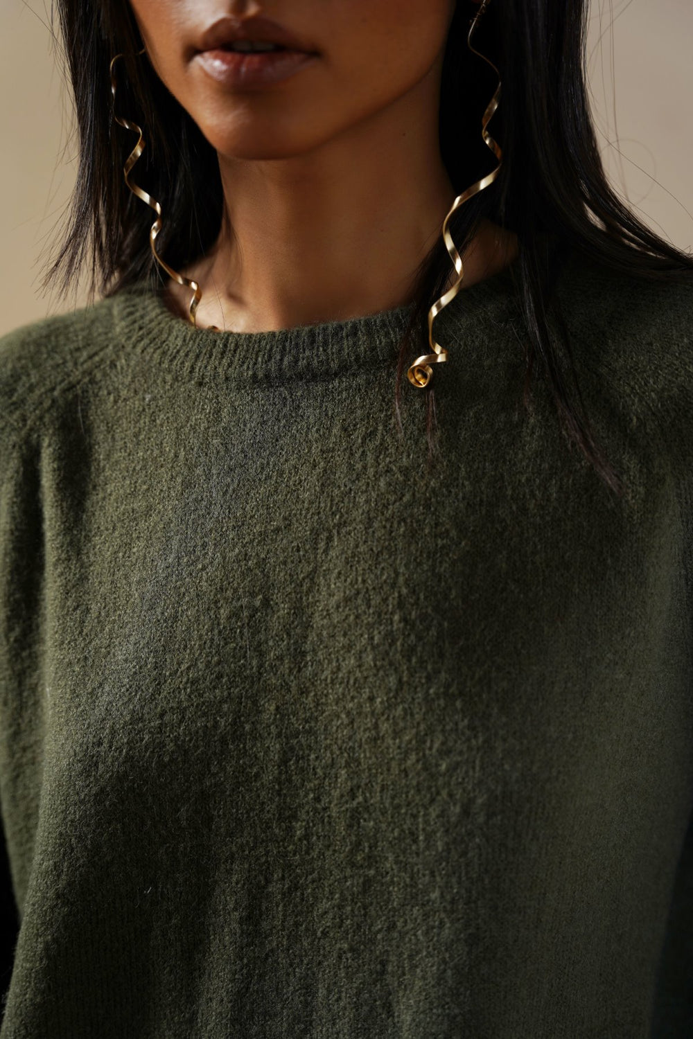 GREEN BEAR HUG SWEATER