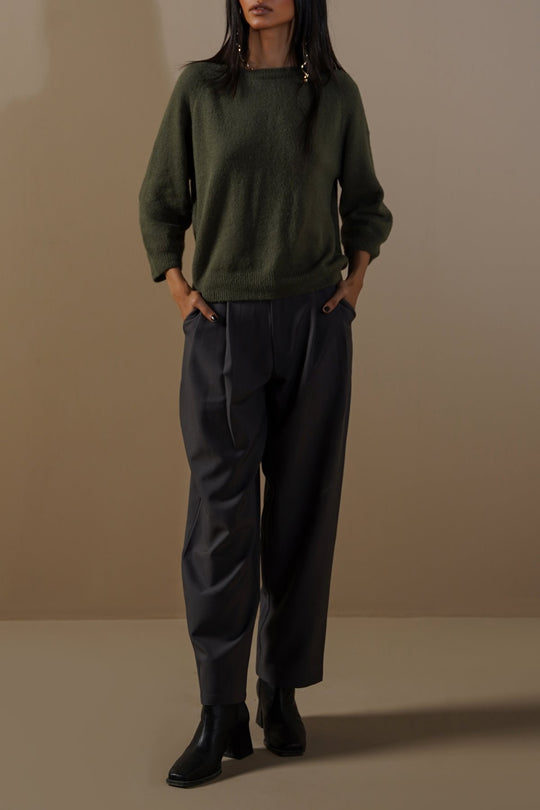 GREEN BEAR HUG SWEATER