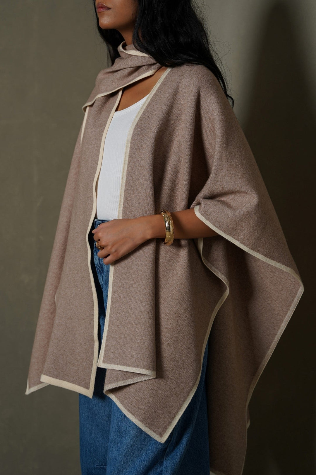 DARK BEIGE MAISON DRAPE CAPE