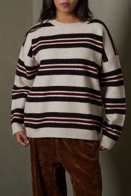 WHITE BROWN CAMPUS STRIPE SWEATER