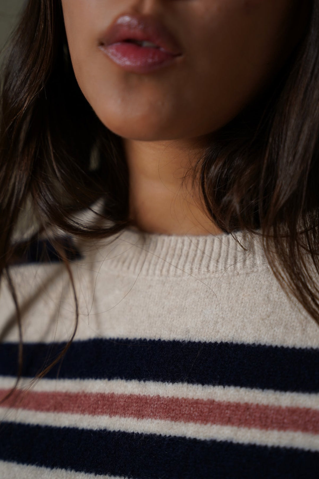 WHITE NAVY CAMPUS STRIPE SWEATER