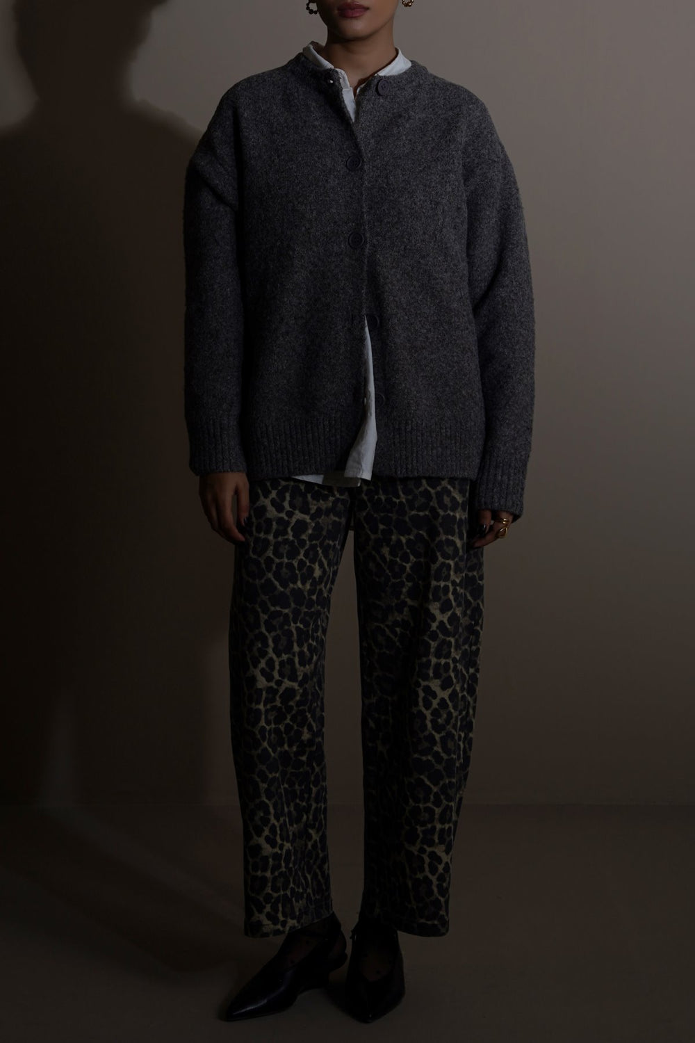 DARK GREY TEDDY KNIT CARDIGAN