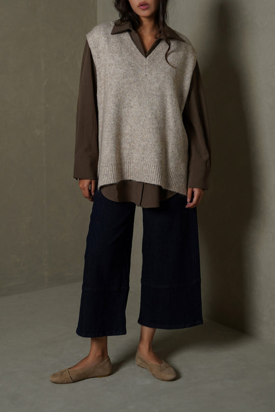 BEIGE V-NECK SWEATER VEST