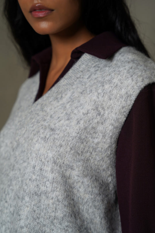 GREY V-NECK SWEATER VEST