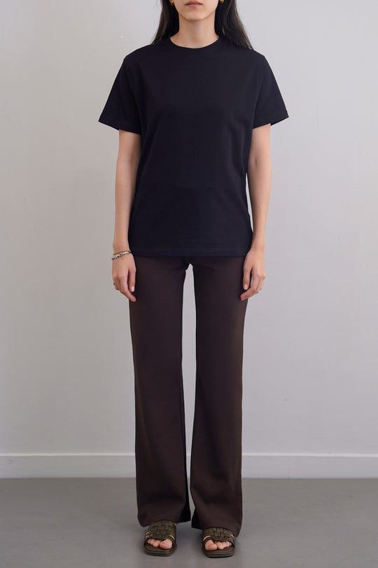 BLACK REGULAR CLASSIC TEE