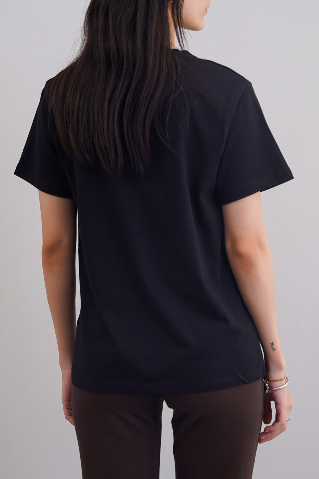 BLACK REGULAR CLASSIC TEE