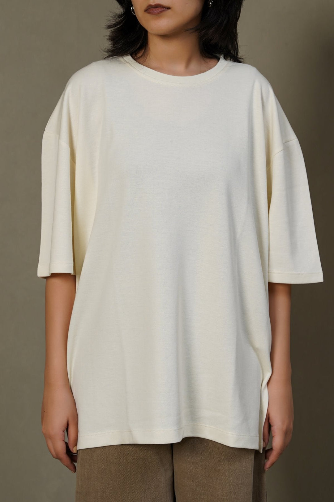 IVORY OVERSIZED TEE
