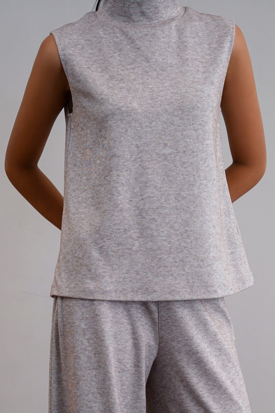 OAT WHITE CLOUD STRETCHY TOP