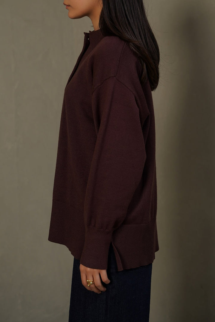 DARK BROWN POLO PULLOVER