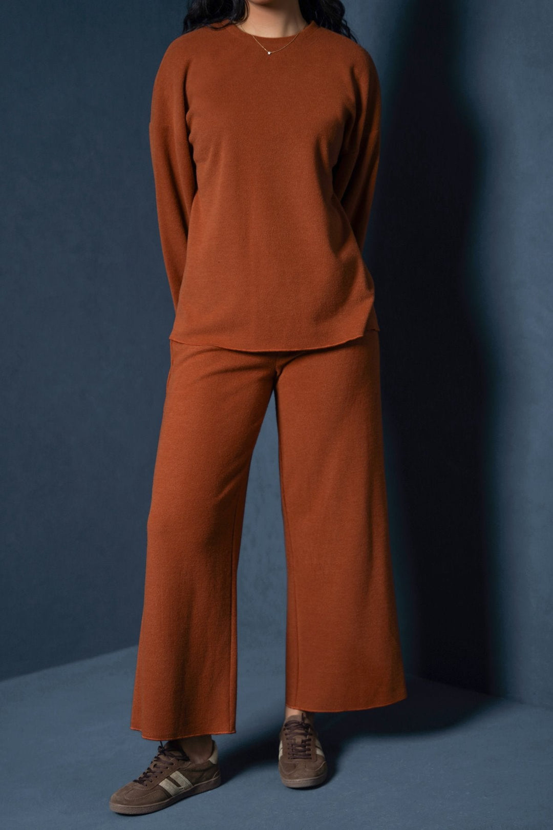 RUST RETREAT SWEATSHIRT