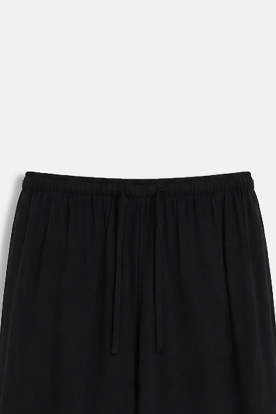 BLACK FLOWY LONG PANTS