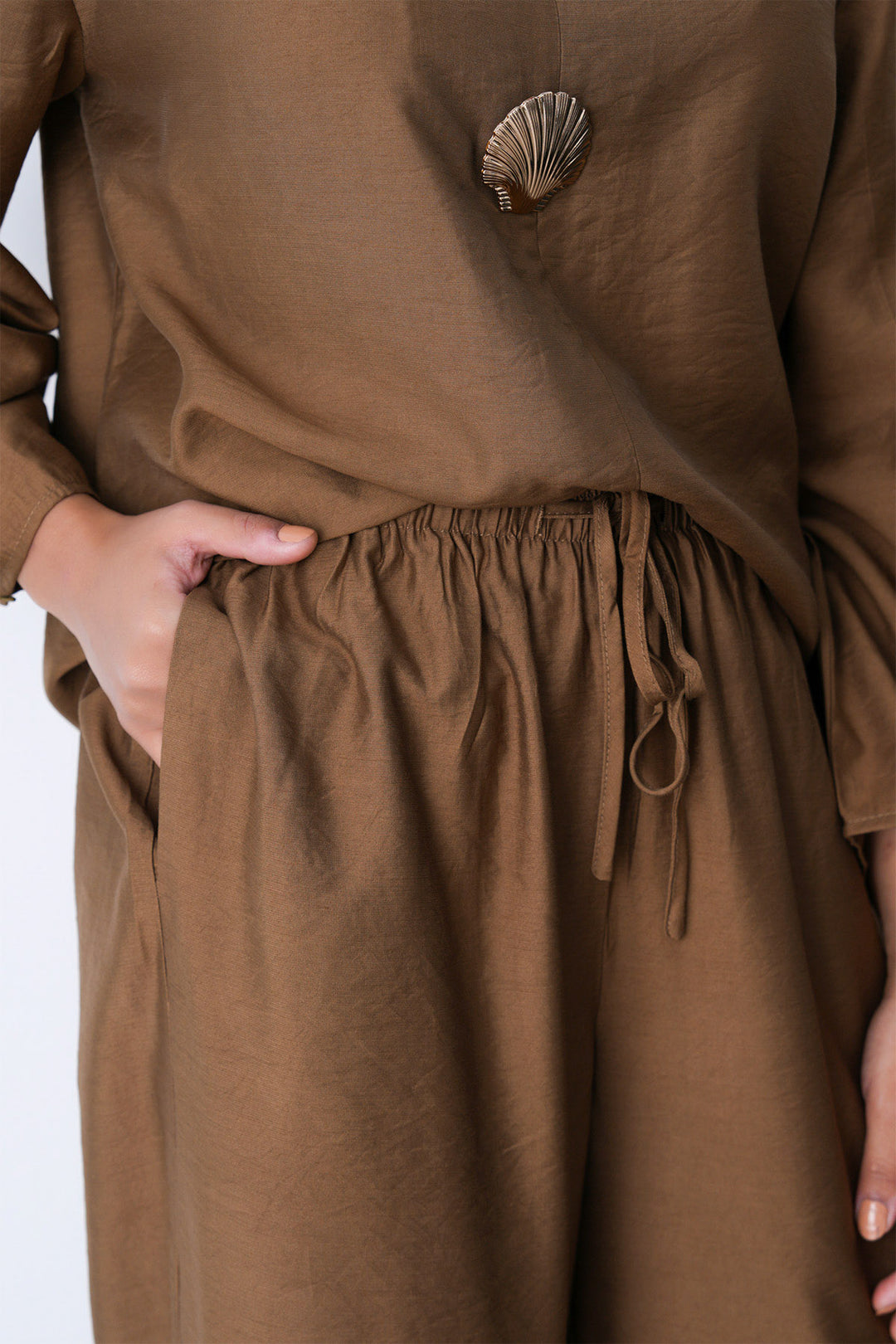 FLOWY LONG PANTS