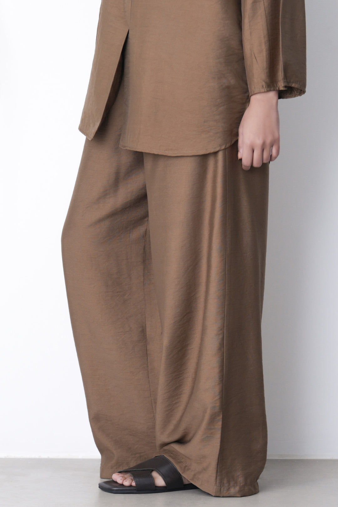 BROWN-FLOWY LONG PANTS