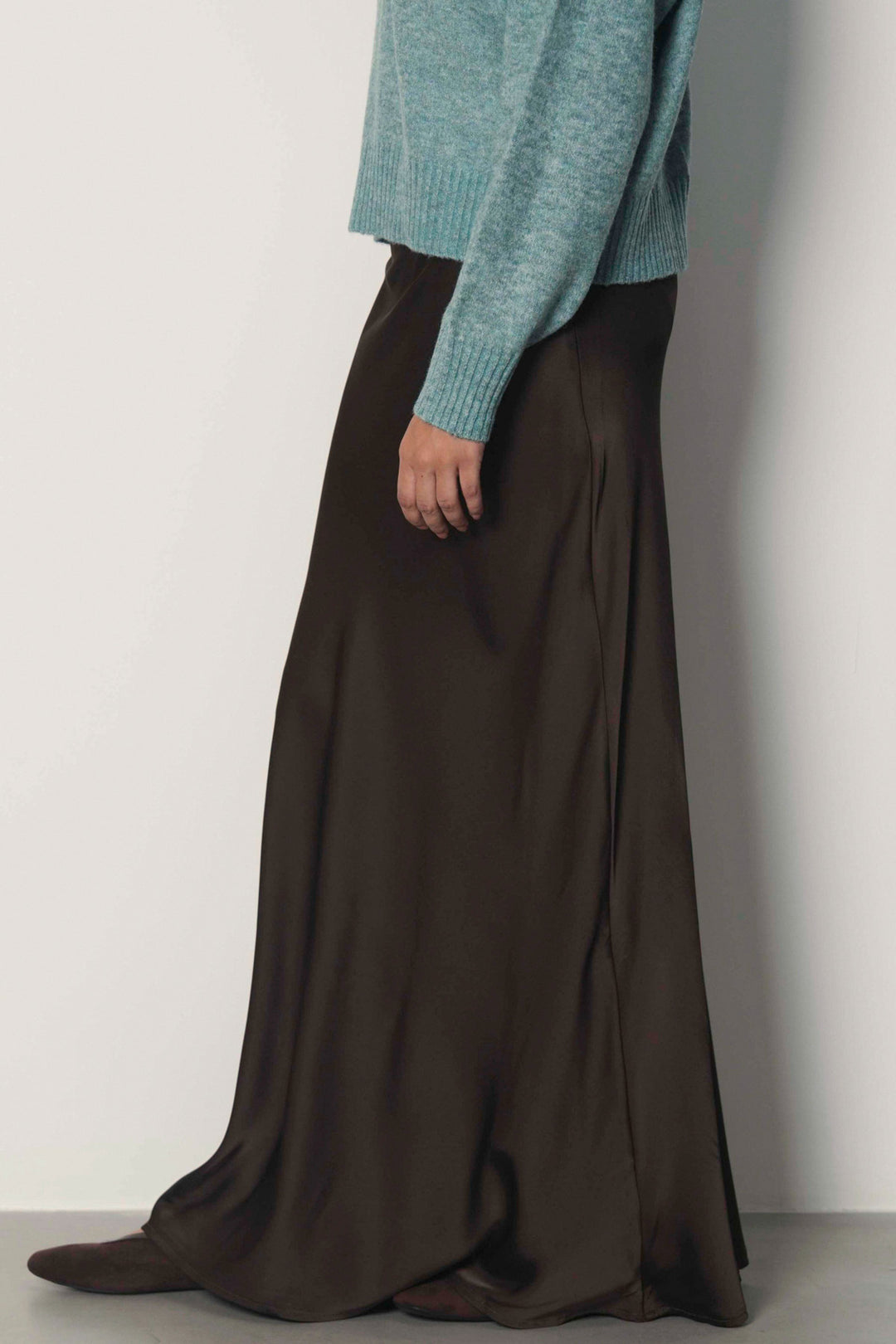 SATIN FLOOR LENGTH SKIRT