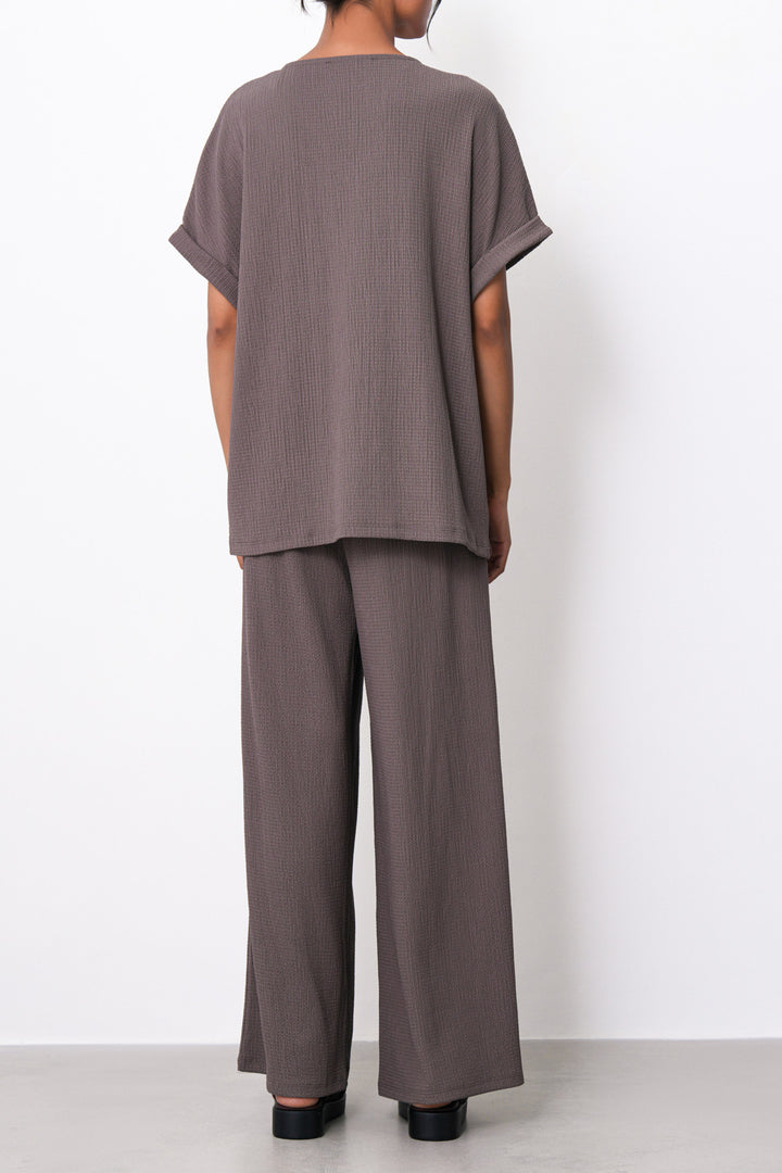 BROWN TEXTURED PANTS