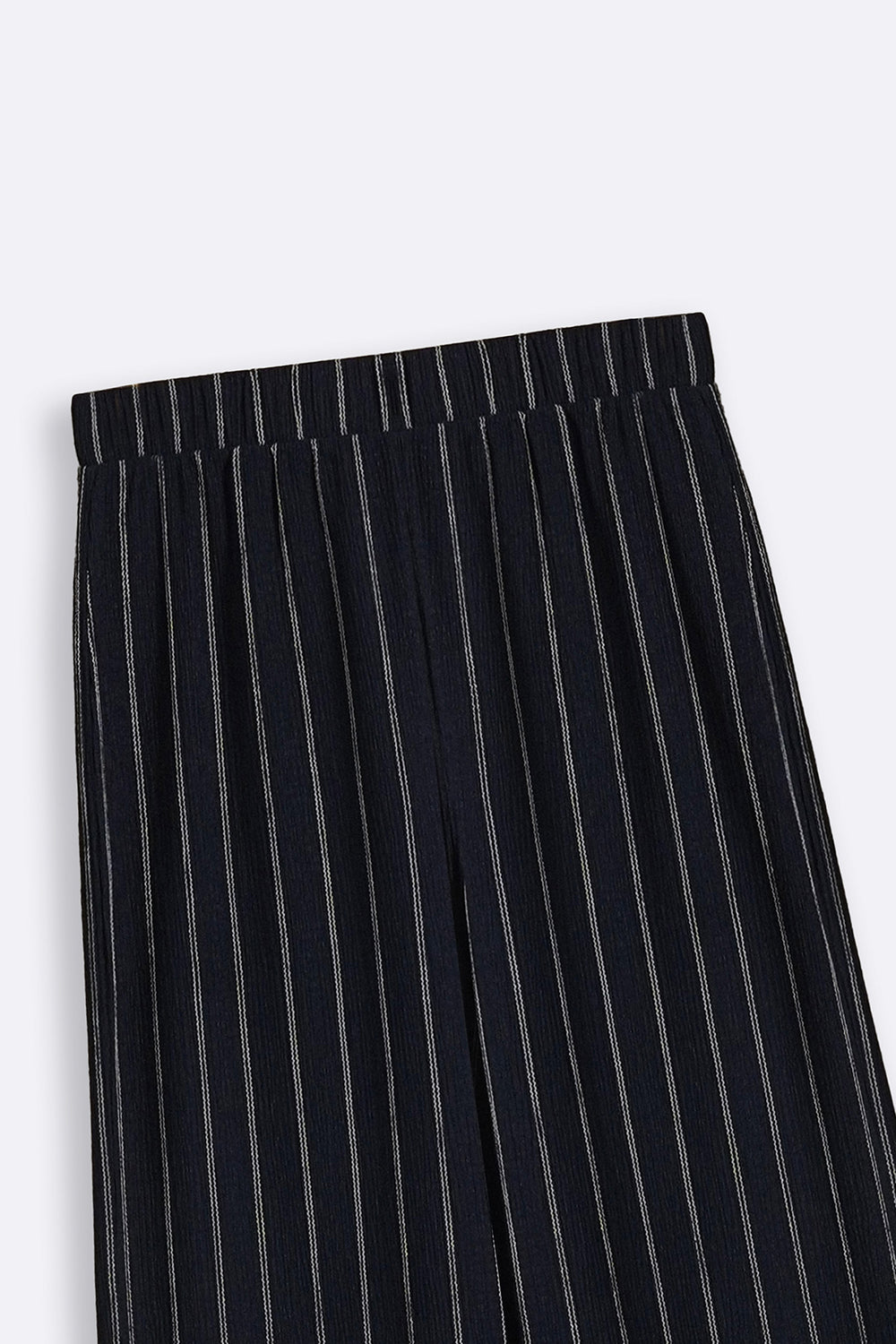 NAVY STRIPPED PANTS