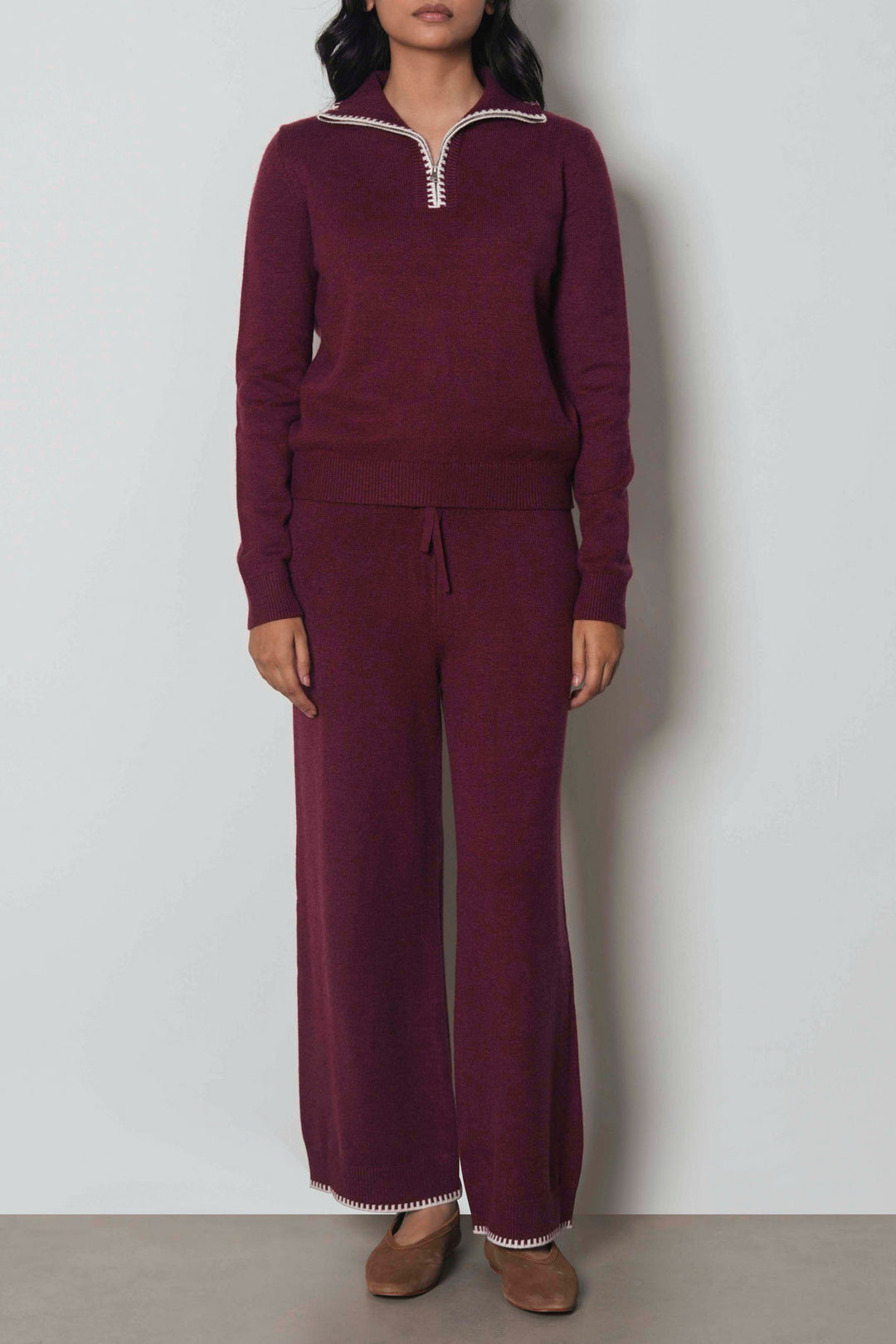 CONTRAST TRIM PANTS