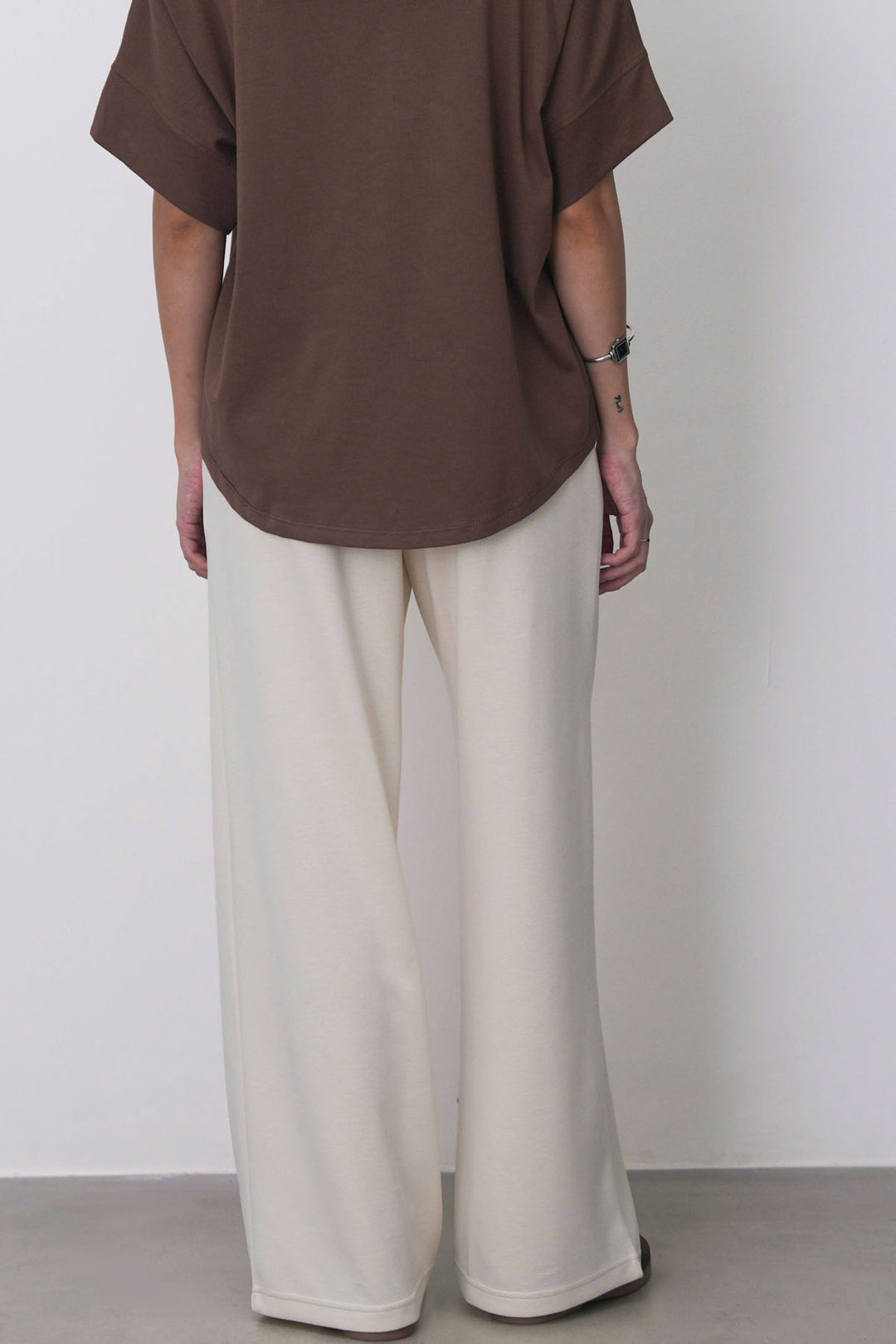 IVORY STRAIGHT-LEG PANTS