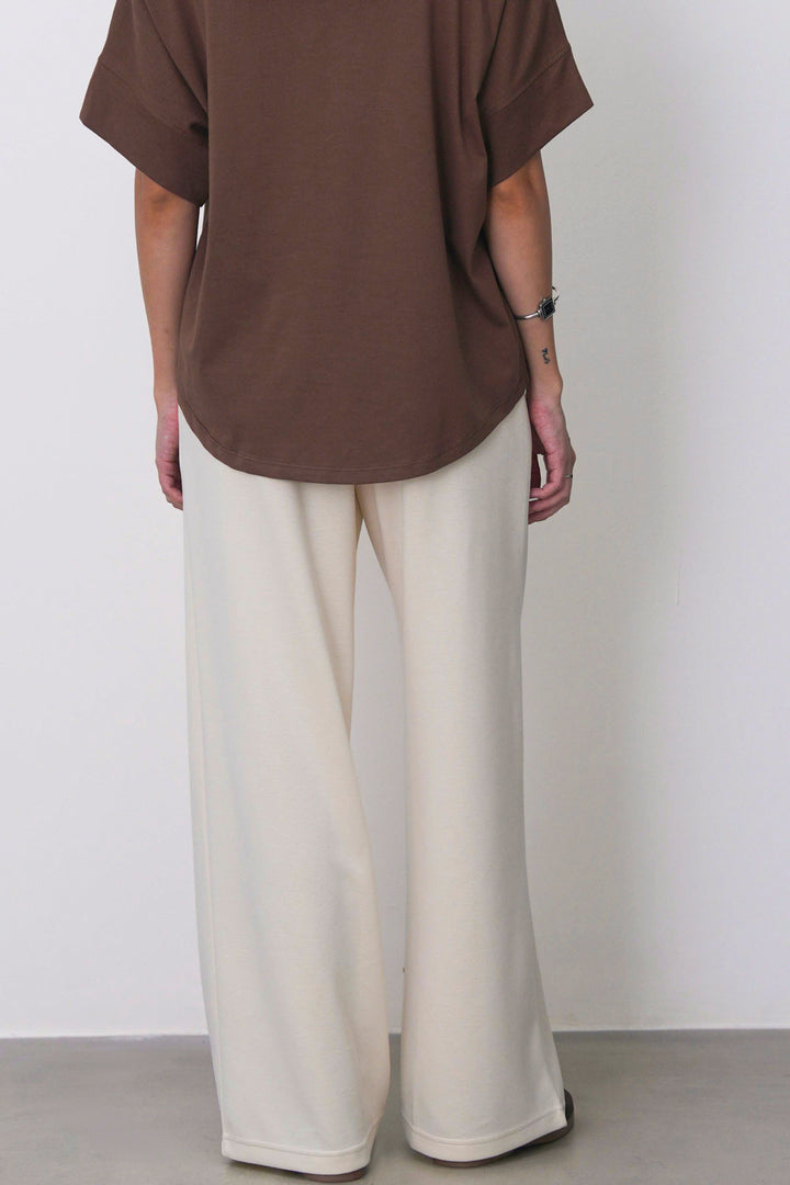 STRAIGHT-LEG PANTS