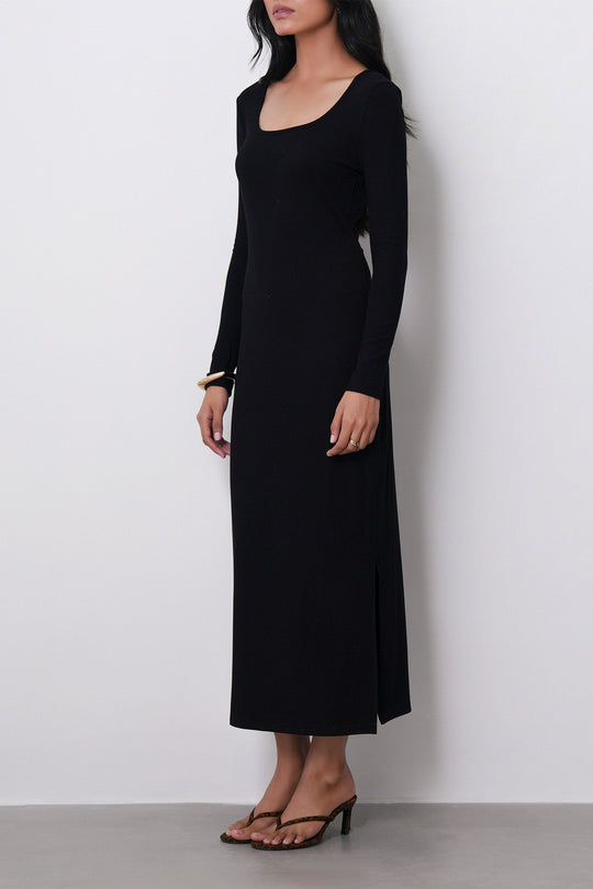 SCOOP NECK DRESS