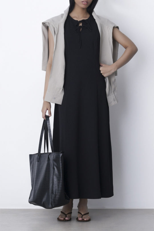 FRONT TIE NECK DRESS