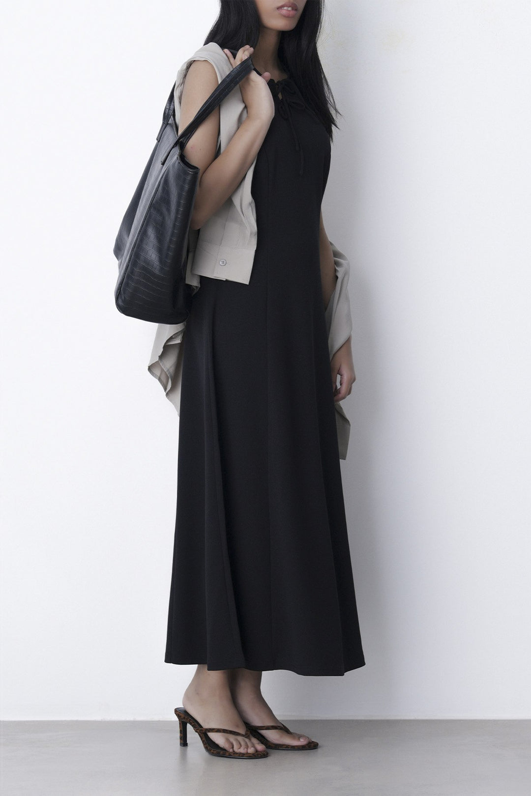FRONT TIE NECK DRESS