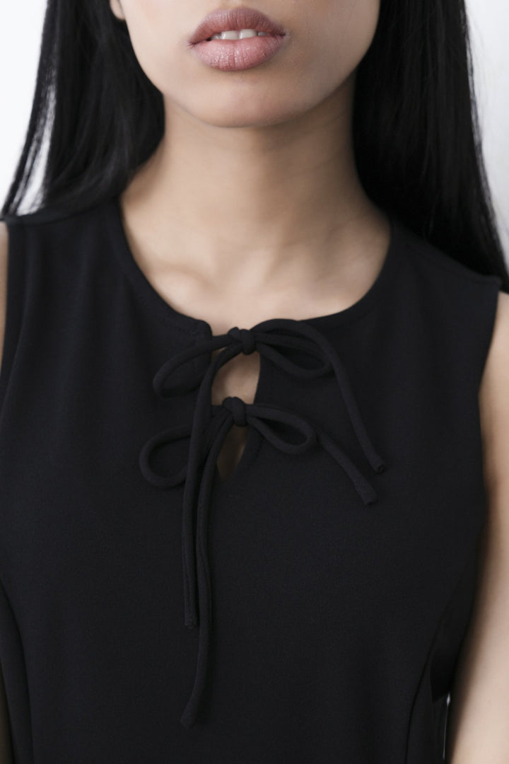 BLACK FRONT TIE NECK DRESS