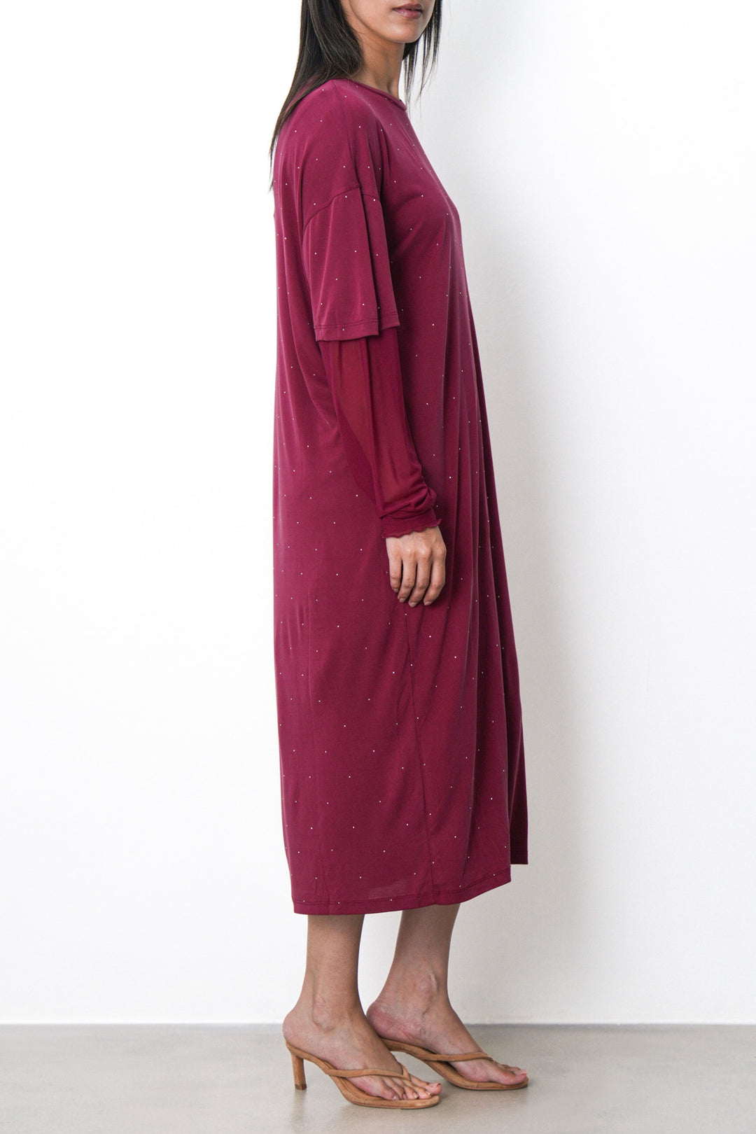BURGUNDY MESH CUFF MAXI DRESS