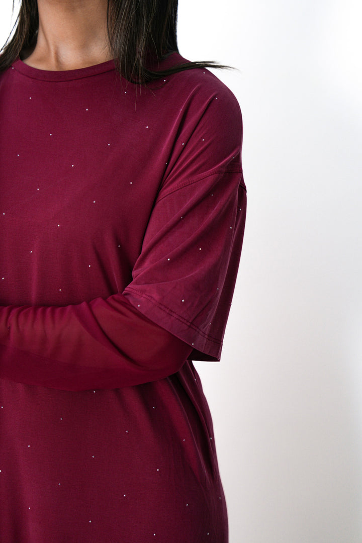 BURGUNDY MESH CUFF MAXI DRESS