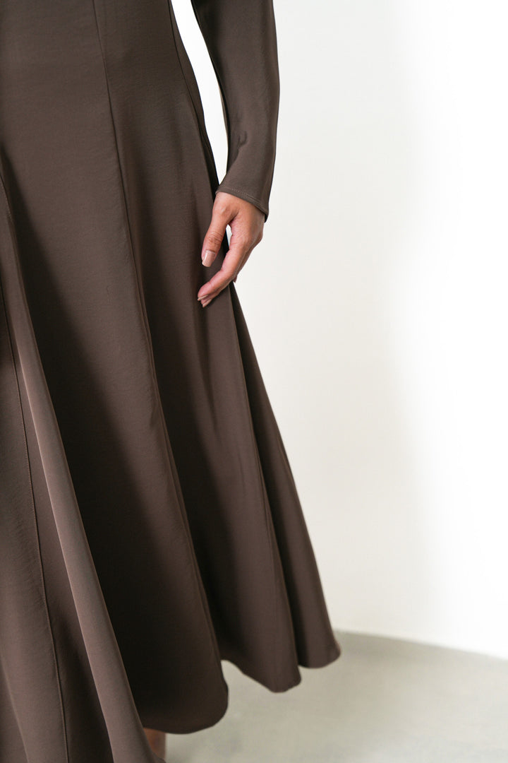 TAUPE SCULPT FLARE DRESS