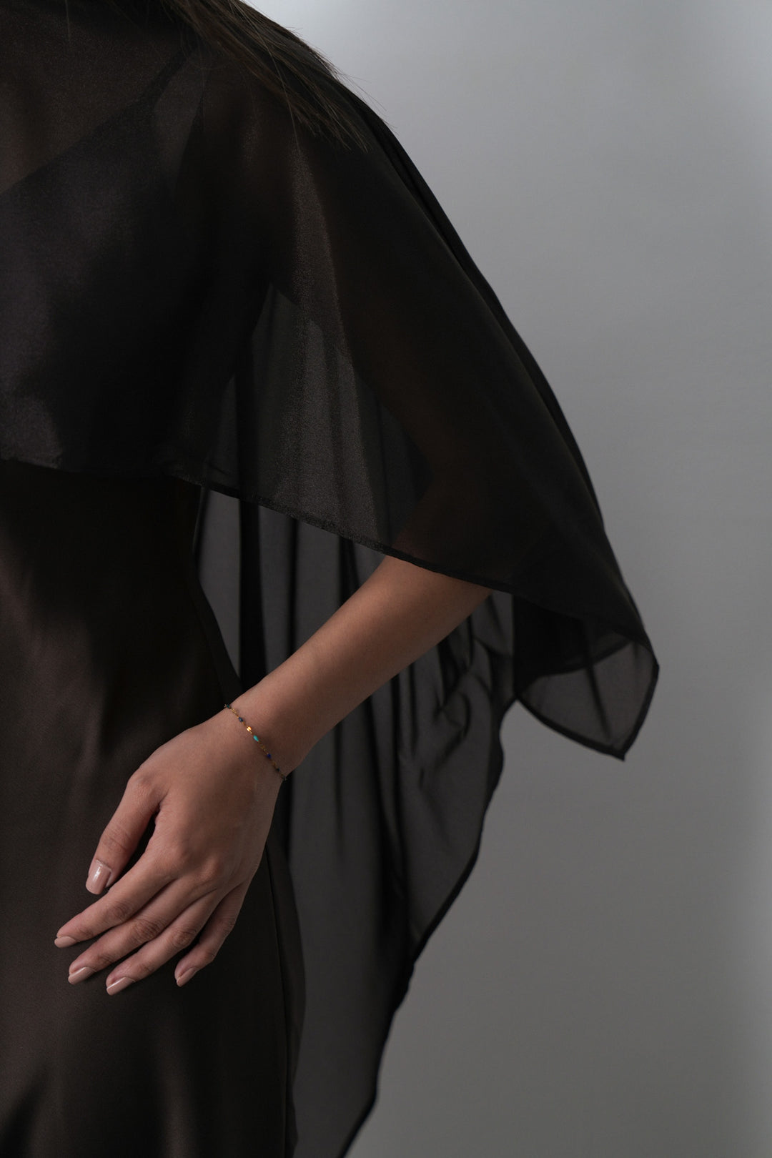 DATE NIGHT DRESS WITH CAPELET