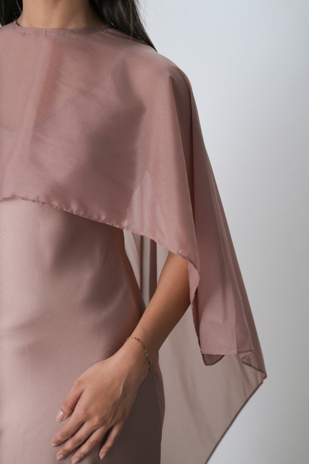 DATE NIGHT DRESS WITH CAPELET
