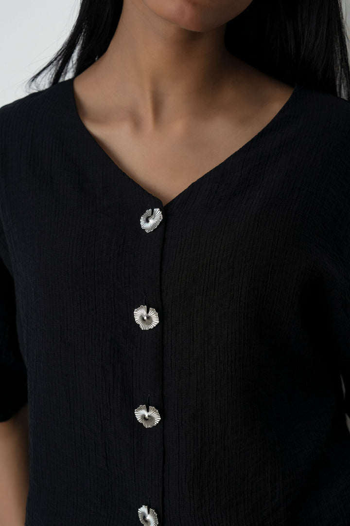 BLACK GINGKO TEXTURED BLOUSE