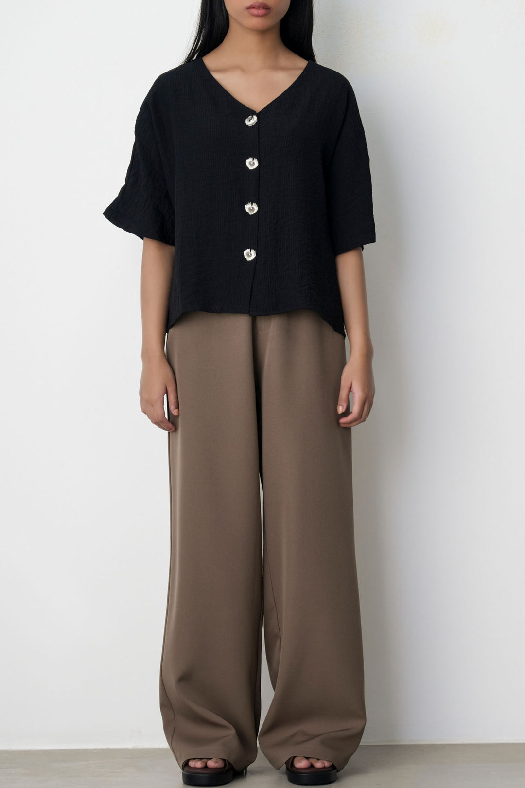 BLACK GINGKO TEXTURED BLOUSE