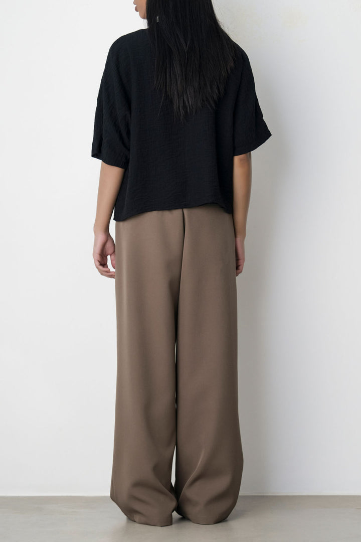 BLACK GINGKO TEXTURED BLOUSE