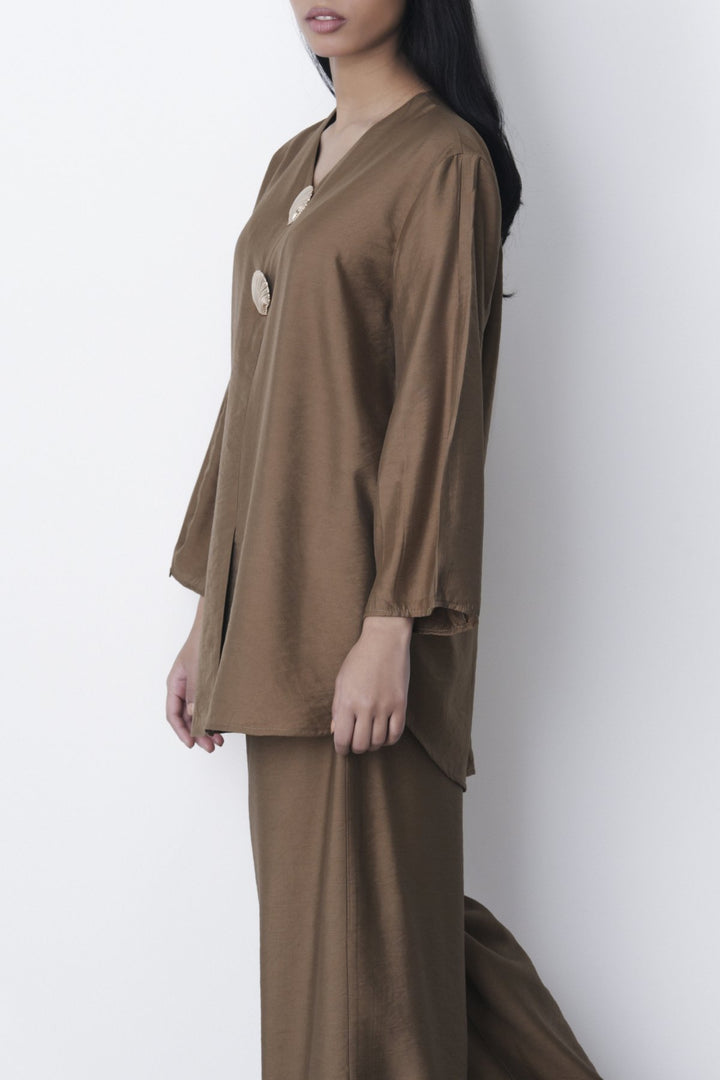 BROWN SEA TREASURES BLOUSE