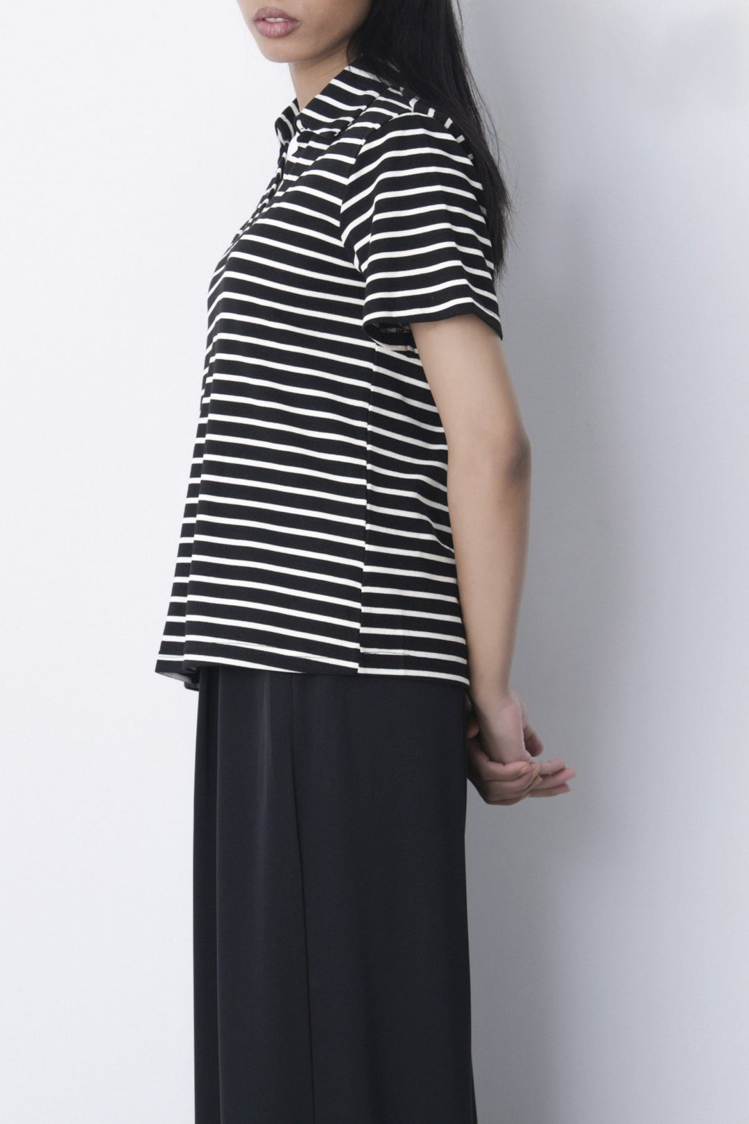 BLACK WHITE YARN DYED HENLEY